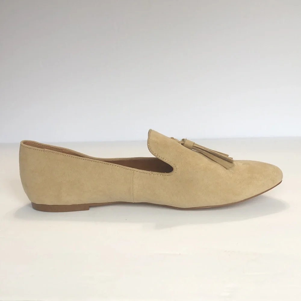J. Crew Factory Cream Almond Toe Tasseled Slip on Flats size 11